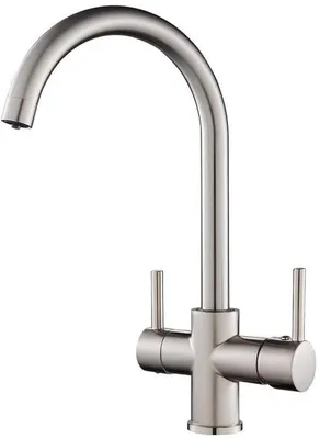 Immagine prodotto di Rubinetto da cucina orientabile a 360°, miscelatore a tre vie per acqua calda, fredda e filtrata, finitura spazzolata.