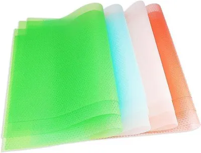 Produktbild von Antibakterielle Kühlschrankmatten 45x29cm 4 Farben