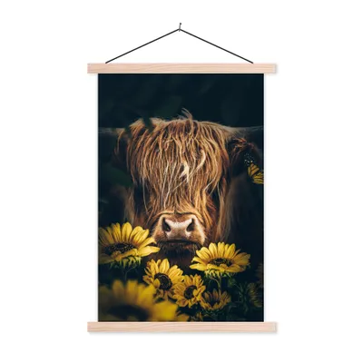 Produktbild von MuchoWow® Textilposter Schottische Highlander - Blumen - Kuh - Botanisch - Tiere 120x180 cm mit holzfarbenen Rahmen - Textil-Plakat