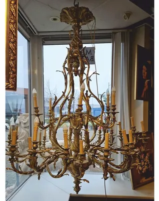 Produktbild von Casa Padrino Luxus Barock Kronleuchter Antik Bronze Ø 145 x H. 180 cm - Barock Möbel