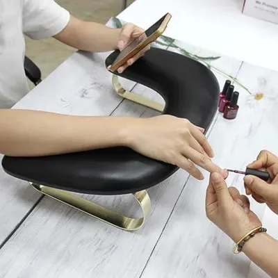 Produktbild von Abnehmbare Nagelarmstütze und Maniküre-Nagelauflage für Nageldesigner