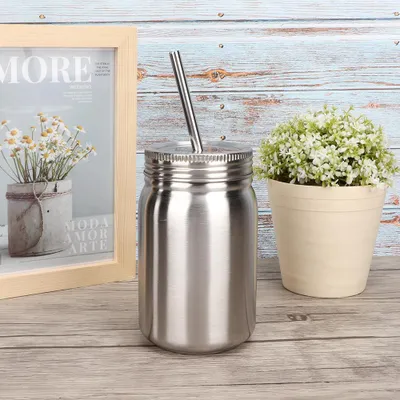 Zdjęcie produktu dla Kubek termiczny ze stali nierdzewnej do użytku domowego 700 ml ze słomką i pokrywką