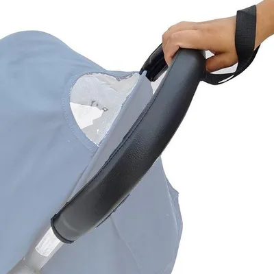 Obrázok produktu pre Chrániče rukovätí zPolyuretánkože pre kočíky, chrániče kočíkov a príslušenstvo pre kočíky Babyzen Yoyo s rukoväťami.