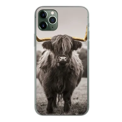 Produktbild von MuchoWow® Handyhülle Schutzhülle Hülle für iPhone 11 Pro Max Schottischer Highlander - Gold - Hörner Silikon Softcase Handy Hülle - Schutz