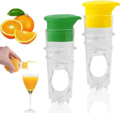 Image de Deux presse-agrumes manuels – pour les agrumes tels que les citrons, les oranges et autres fruits de ce type – plus faciles à utiliser