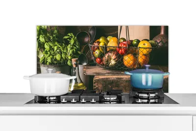 Obrázek produktu pro KitchenYeah® splashback kitchen - kuchyňský splashback - ochrana stěny sporáku a dřezu - zelenina - bylinky - rustikální - zátiší - bazalka 90x45 - hliníkový dibond (alternativa ke skleněnému splashbacku) - Hit