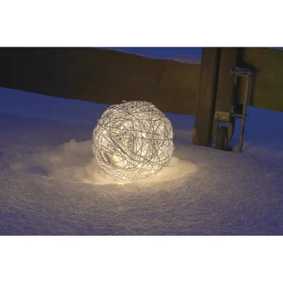 Produktbild von Star Trading LED-Kugel Trassel 3D Aluminium Ø37,5cm silber, Silber, IP44, 100 Glühbirne(n), LED, 3,6 W, Warmweiß