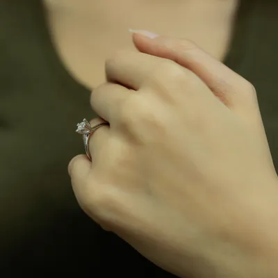 Productafbeelding van 0,30 karaat solitaire diamantenring, meesterwerk, 14 karaat witgoud