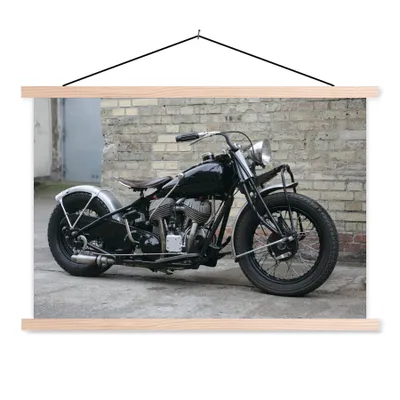 Produktbild von MuchoWow® Textilposter Seitenansicht eines antiken Motorrads 120x80 cm mit holzfarbenen Rahmen - Aufhängeset