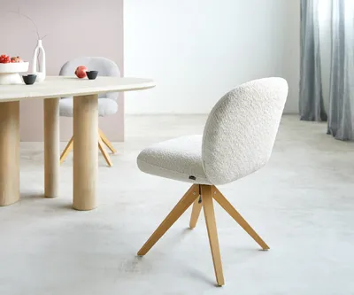 Produktbild von DELIFE Drehstuhl Nube-Flex Bouclé Weiß Holzgestell kantig Natur 180° drehbar Taschenfederkern