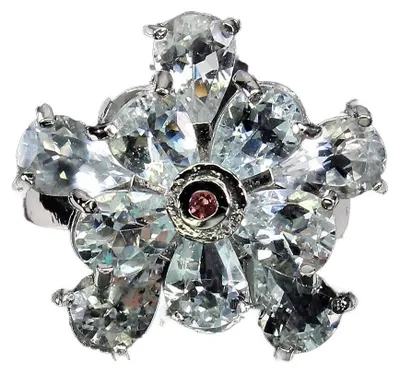 Produktbild von Ring, Größe 16, mit natürlichen Aquamarinen und einem Saphir in Blumenform