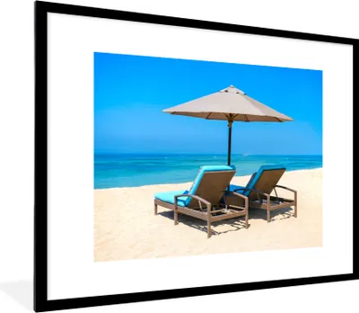 Produktbild von MuchoWow® Gerahmtes Poster Strandkorb - Sonnenschirm - Sommer - Meer 80x60 cm - Poster mit Schwarzem Bilderrahmen Wandposter Rahmen Foto Bilder - Schlafzimmer-Dekorationen - Fotoposter