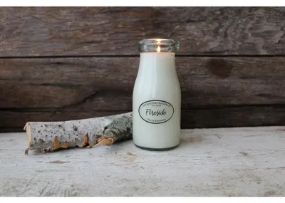 Image de BOUGIE MILKHOUSE Bougie parfumée Fireside MILKBOTTLE (227 g)