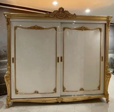 Produktbild von Casa Padrino Luxus Barock Schlafzimmerschrank mit 2 Schiebetüren Weiß / Gold