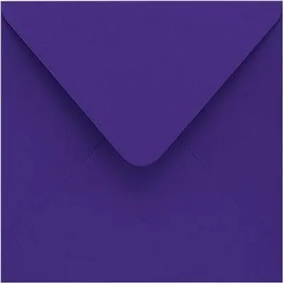 Obrázek produktu pro Ozdobné obálky K4 Violet 120 g 50 kusů - Na pozvánky - Na poukázky
