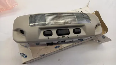 Image de Éclairage intérieur d'origine FORD Focus C-Max 1380011