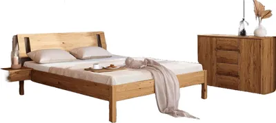 Produktbild von Bett Bento 8 aus Wildeiche massiv 140x200 cm mit Holzkopfteil und Holzbeinen