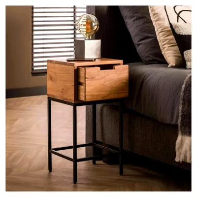 Produktbild von Nachttisch aus Massivholz Meuka mit Schublade, Stauraum im Industrial Style, 60 cm hoch, Holz, Hellbraun & Schwarz