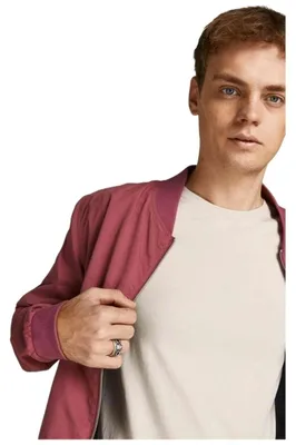 Imagen del producto de JACK & JONES JJEORGANIC, camiseta básica de manga corta, cuello redondo, modelo NOOS