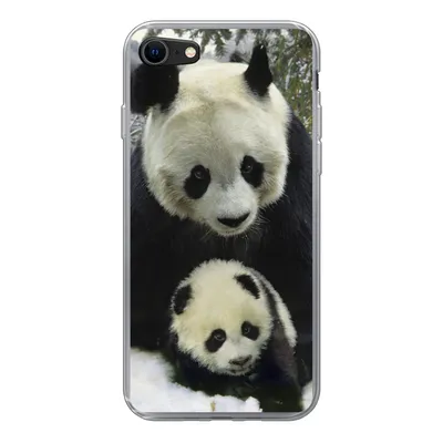 Produktbild von MuchoWow® Handyhülle Schutzhülle Hülle für iPhone SE 2020 Panda - Jungtier - Schnee Silikon Softcase Handy Hülle - Kartenbesitzer