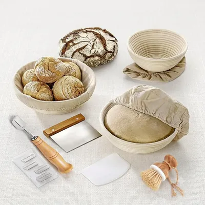 Produktbild von Gärkörbchen Set 10-teilig aus Natur-Rattan, Brotbackkorb Set mit 3 Größen, Leinentüchern & Zubehör für Sauerteigbrot