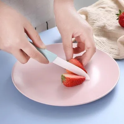 Produktbild von Famanu Keramisches Messerset 3-teilig - mit Schutzhauben