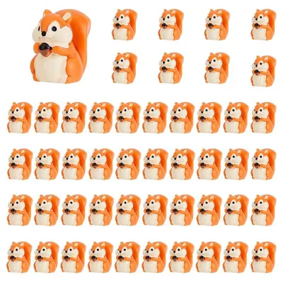 Produktbild von Set mit 50 Miniaturfiguren aus Harz für Puppenhäuser und Dioramen