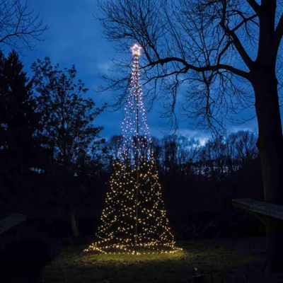 Produktbild von LED Weihnachtsbaum mit Stern Outdoor | 836 LEDs | Ø 160 × 500 cm | Classic Warmweiß inkl. Mast und Fernbedienung | Anna's Collection