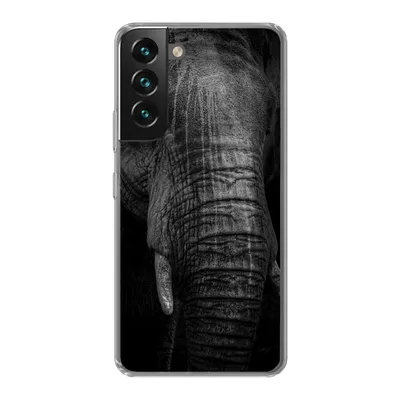Produktbild von MuchoWow® Handyhülle Schutzhülle Hülle für Samsung Galaxy S22 Plus Elefant auf schwarzem Hintergrund in schwarz und weiß Silikon Softcase Handy Hülle - Schutzabdeckung