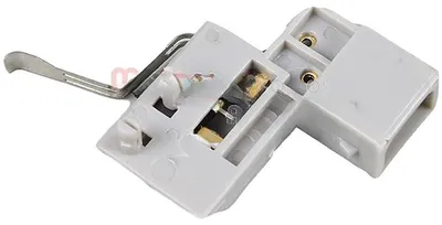 Productafbeelding van METZGER Schakelaar voor deurgrendel, artikelnummer 2310624, voor de achterklep van een AUDI A3 Hatchback (8L1)