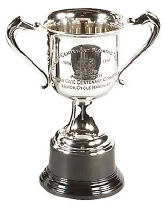 Obrázek produktu pro Stříbrná trofej Casa Padrino 33 x 20 x v. 25 cm - dekorace