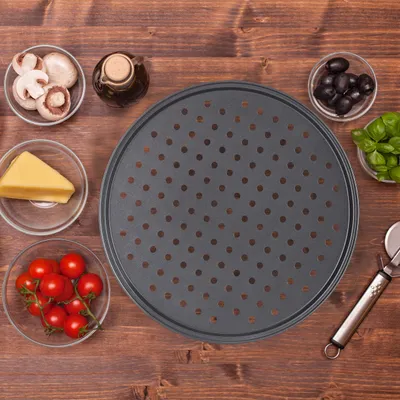 Produktbild von 20 x Pizzablech, rund, gelocht, antihaft, Pizza & Flammkuchen, Lochblech aus Stahl, Knusperblech, ∅ 32 cm, anthrazit