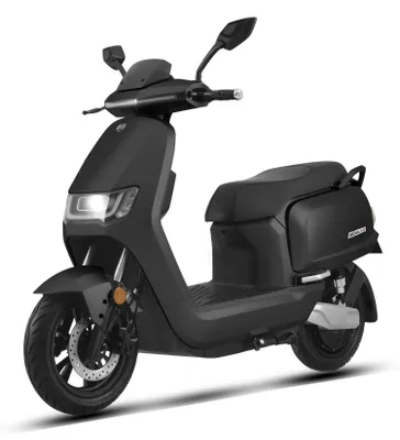 Produktbild von Elektroroller ROBO, 3000 Watt, Elektro-Roller, E-Roller mit Straßenzulassung, 45 km/h, herausnehmbarer Lithium-Akku, Schwarz
