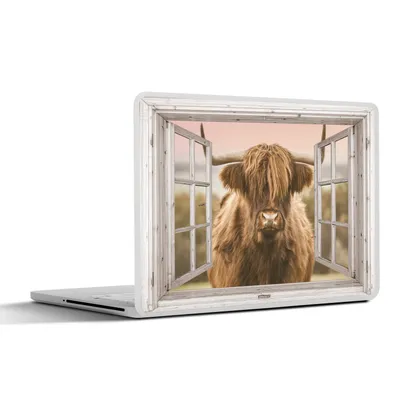 Produktbild von MuchoWow® Laptop Aufkleber Sticker Cover Schottischer Highlander - Ansicht - Pastell 32.5x23.5 cm - Sticker für Laptop - Selbstklebend