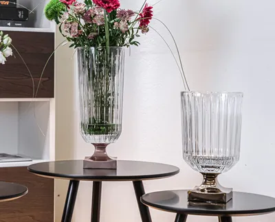 Produktbild von NACHTMANN 104165 MINERVA Vase mit Fuß PLATIN 40 cm