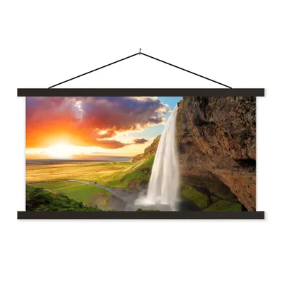 Produktbild von MuchoWow® Textilposter Wasserfall - Felsen - Sonnenuntergang - Berge - Orange 90x45 cm mit schwarzem Rahmen - Klemmleisten
