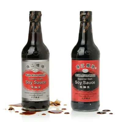 Produktbild von Pearl River Bridge Doppelpack: Sojasauce Hell + Dunkel Mix (2x500ml)