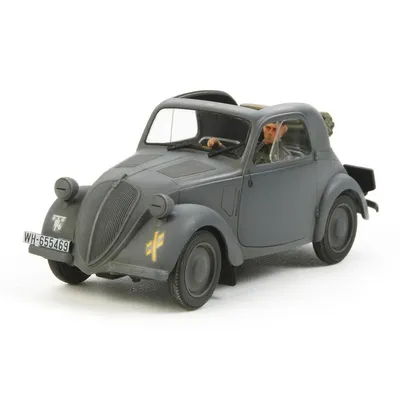 Image de Tamiya 1:35 WWII Dt. Simca S5 Dienstwagen (1)