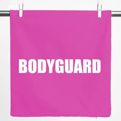 Produktbild von Huuraa Kissenbezug Bodyguard Schriftzug 40x40cm Fuchsia Baumwolle Dekokissenbezug Geschenkidee