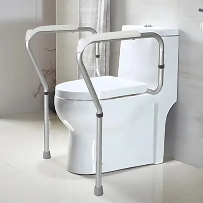 Productafbeelding van Toilethulp met armleuningen - Verstelbare toiletbril voor senioren