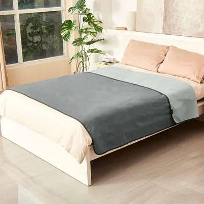 Obrázek produktu pro Elzusha – Voděodolná deka pro domácí mazlíčky, šedá, 150x200 cm, ochrana pohovky a postele