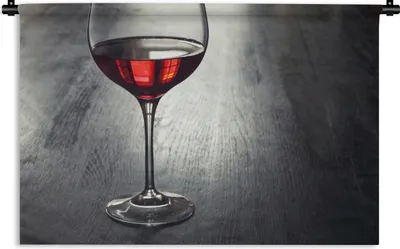 Produktbild von MuchoWow® Wandteppich Wandbehang Glas Rotwein auf einem Holzteller 90x60 cm Tapisserie Dekoration Wandtuch - Wandskulpturen - Bildteppich