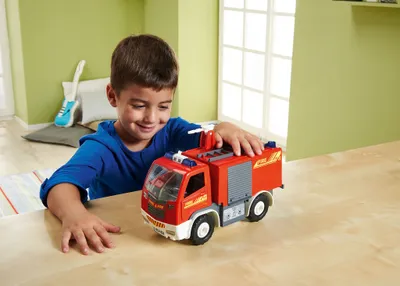 Produktbild von Revell Fire Truck - Auto-Modellbausatz; 804