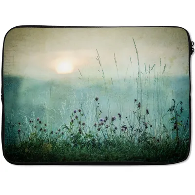 Produktbild von MuchoWow® Laptop Hülle 13 Zoll Natur - Vintage - Blumen - Sonne Laptoptasche - Laptophülle - Sleeve - Rundumschutz