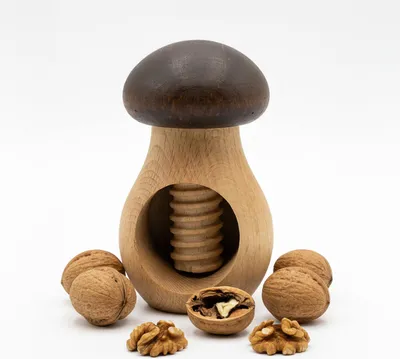 Produktbild von Holz-Nussknacker Fliegenpilz, Buchenholz, Handgefertigt, Dekorativ,  Poland