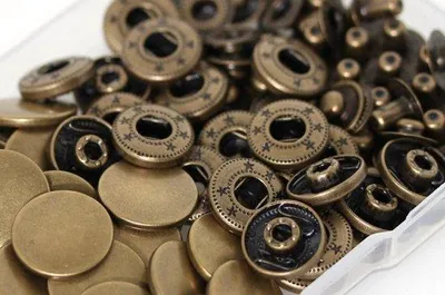 Produktbild von Metallknöpfe 17mm Kupfer Bronzefarben für Leder