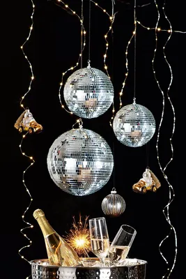 Obrázok produktu pre Guľa na stromček Gilde "Disco" D. 30 cm 55355