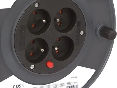 Obrázek produktu pro Kabelový buben 25 m se 4 zásuvkami s tepelnou pojistkou