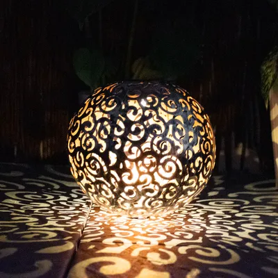 Produktbild von LED Solarleuchte, Kugel silber, orientalisch, D 18,5 cm