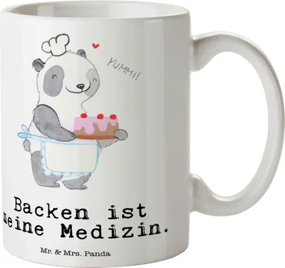 Produktbild von Mr. & Mrs. Panda Kaffeetasse Panda Backen - Weiß - Geschenk, Tasse, Kuchen, haferl, Teetasse, Becher, Hobbybäcker, Geschenktasse, Kaffeebecher